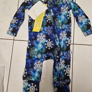 Ollee and Belle north convertible bamboo zippy 6-9month